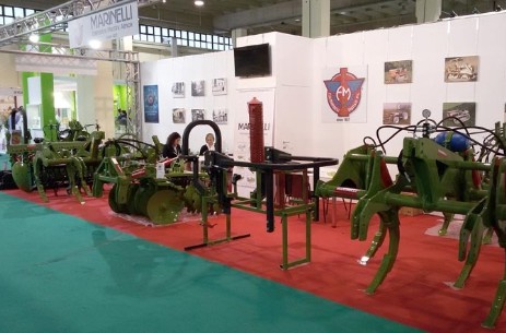 Foto dello stand F.lli Marinelli alla Fiera Agrilevante 2015 a Bari